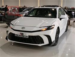 تۆیۆتا کامری